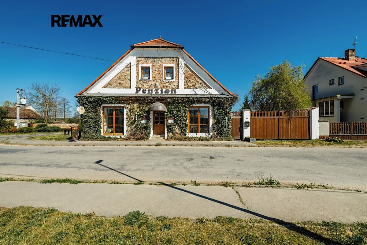 Prodej ubytovacího zařízení 398 m²